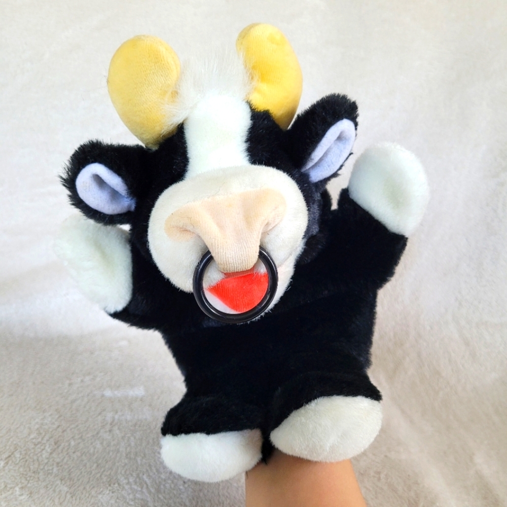Vintage 1991 Gund Funanimals Cow bull hand puppet plush soft toy